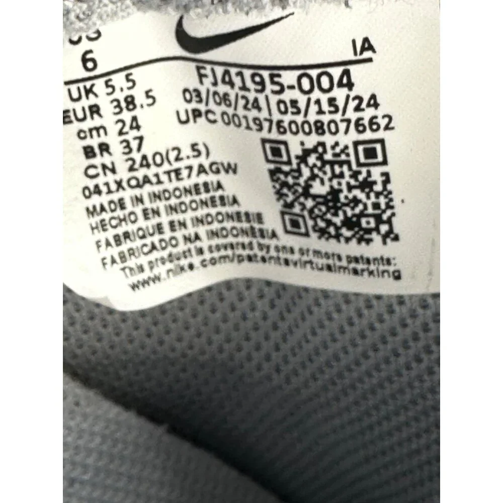 Nike Waffle NAV  Wolf Grey University Red FJ4195-004 Size Women's 7.5  / Men's 6 - Picture 11 of 12